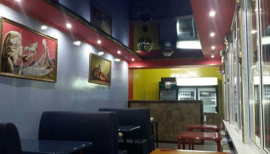 Кафе Шашлычный дворик