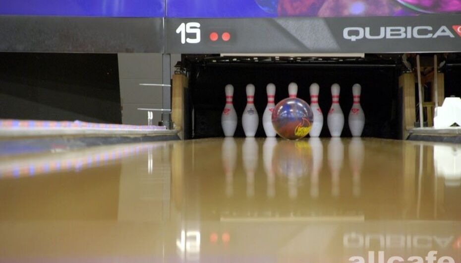 Клуб AMF bowling club / АМФ боулинг клуб