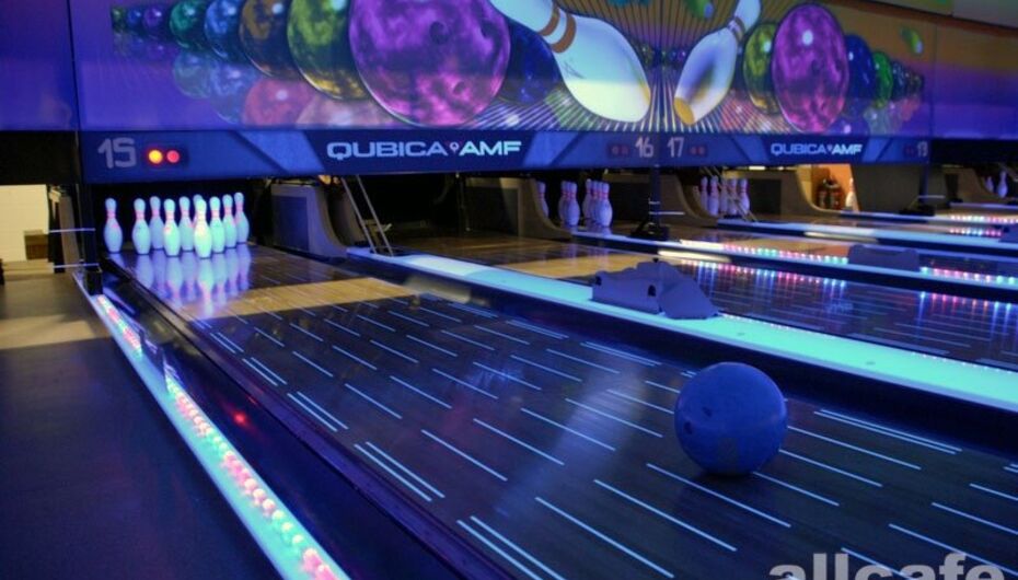 Клуб AMF bowling club / АМФ боулинг клуб