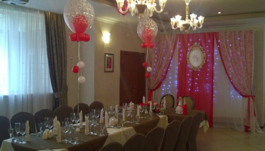 Клуб-ресторан Толстого 2