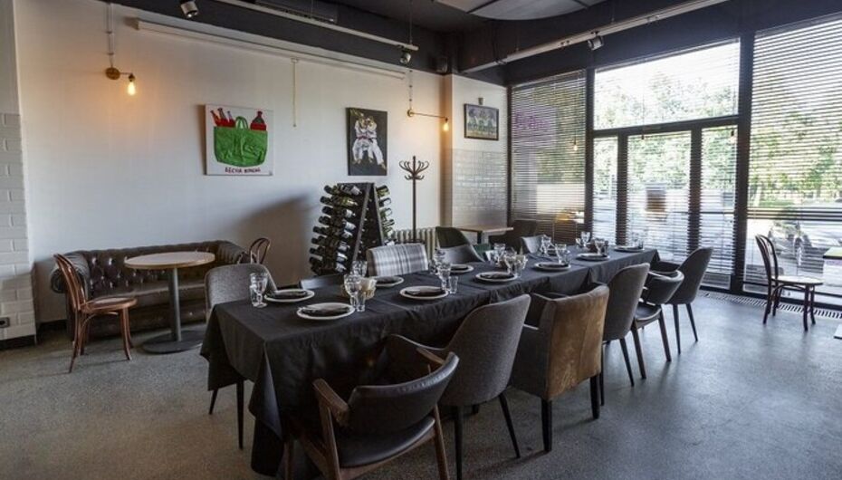 Кафе-бар Подъезд