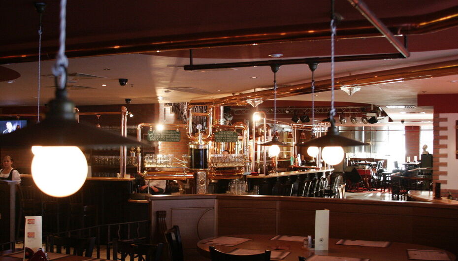 Пивной ресторан Maximilian Brauhaus