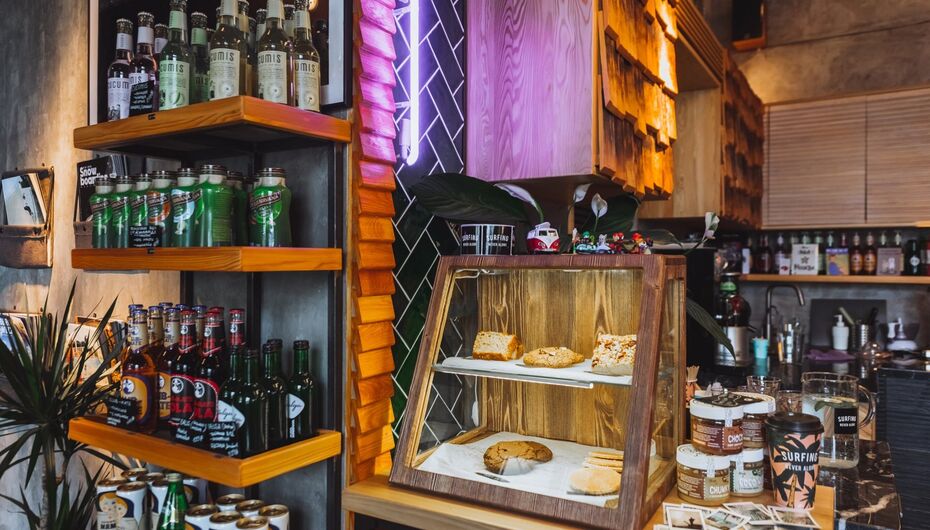 Кафе Surf Coffee