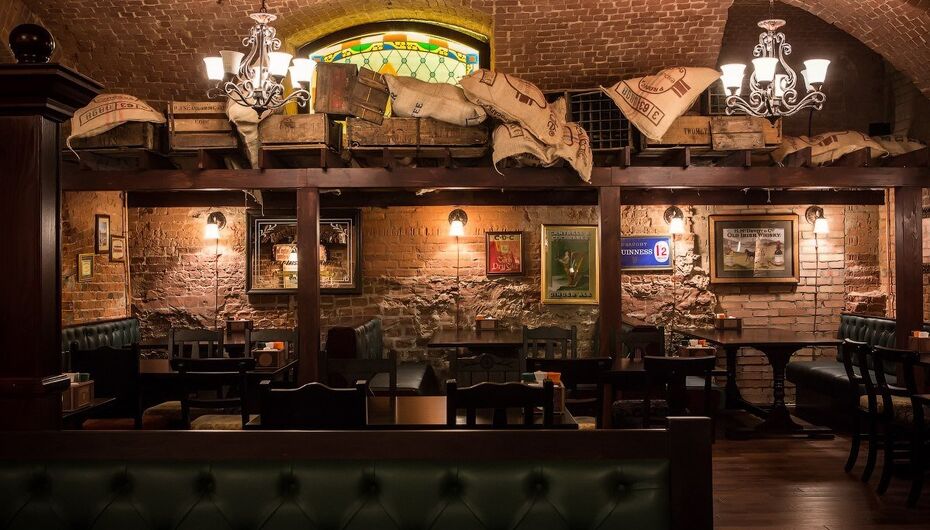 Паб Tap & Barrel Pub