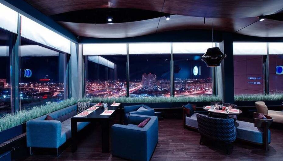 Бар-ресторан Franky Woo