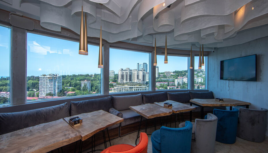 Ресторан SKY & WINE