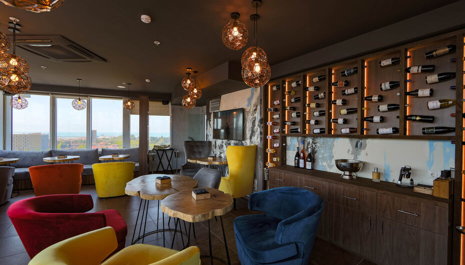 Ресторан SKY & WINE