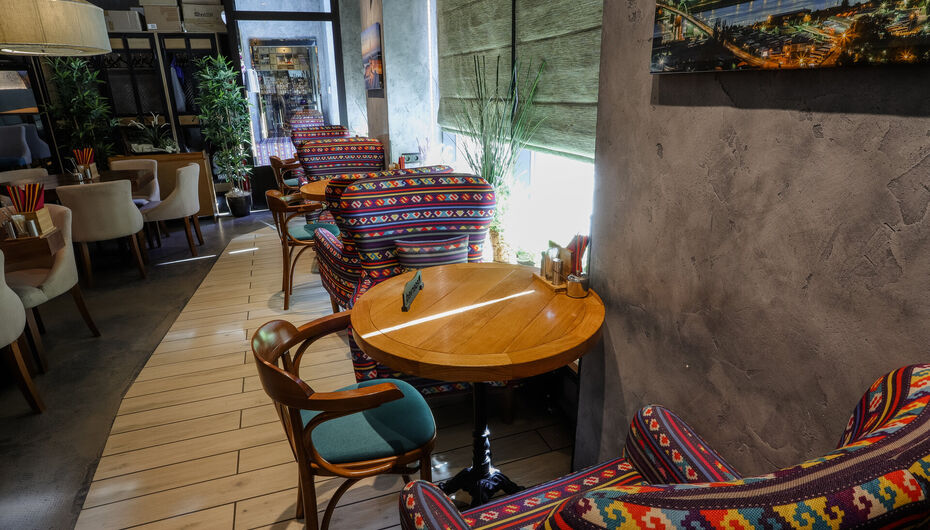 Ресторан Serbish