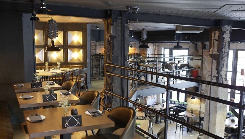 Бар Junk Food&Bar