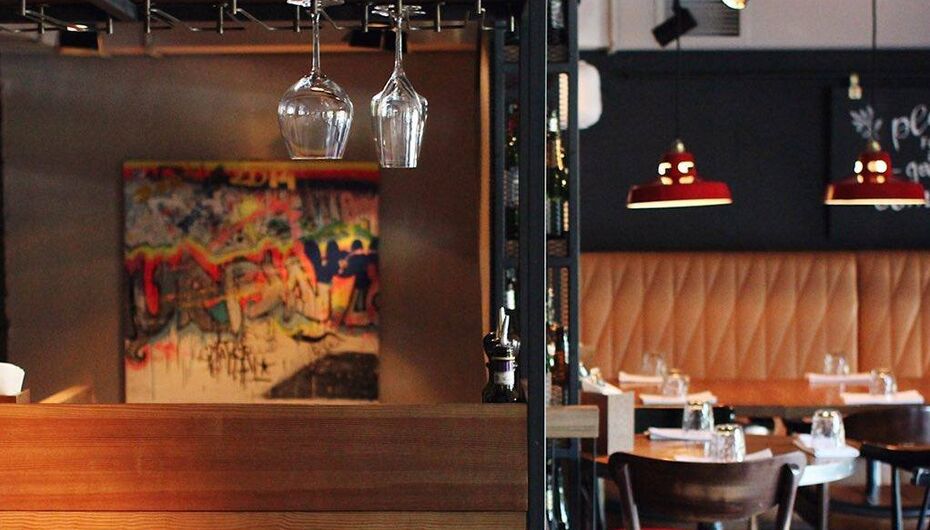 Бар Компания