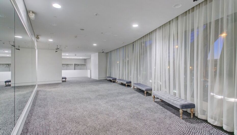 Банкетный зал Crystal BallRoom