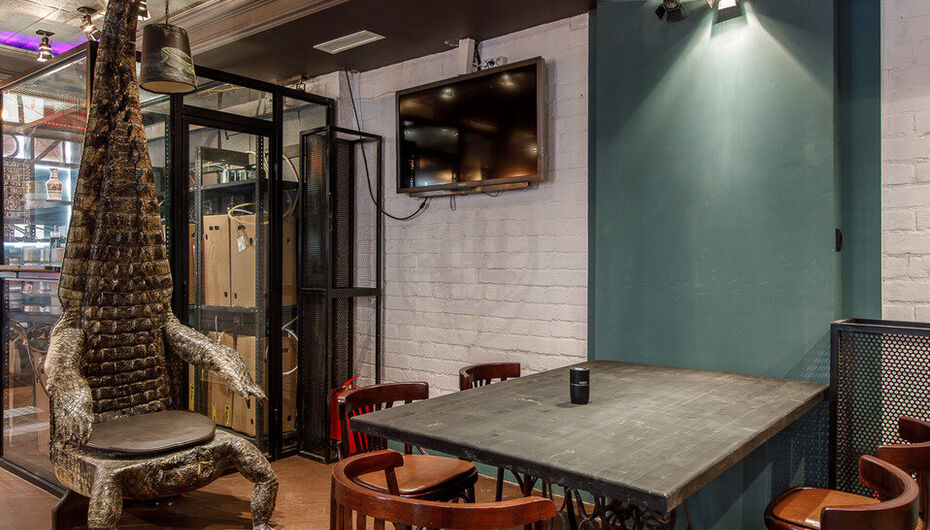 Бар Слоны и Мамонты