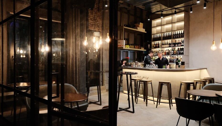 Бар Jim & Jack Expat Bar