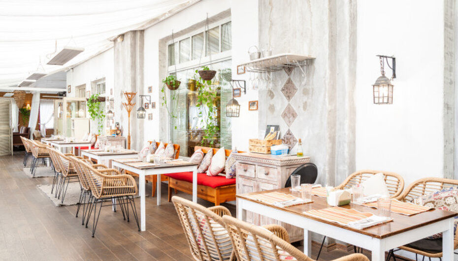 restoran mamalyga po adresu engelsa pr