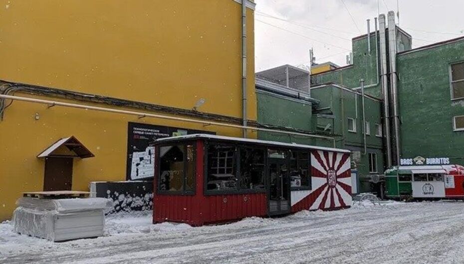 Кафе Азиаты