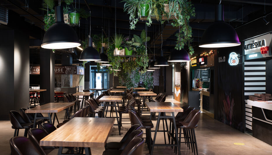 Фуд-корт Polyana Food Hall
