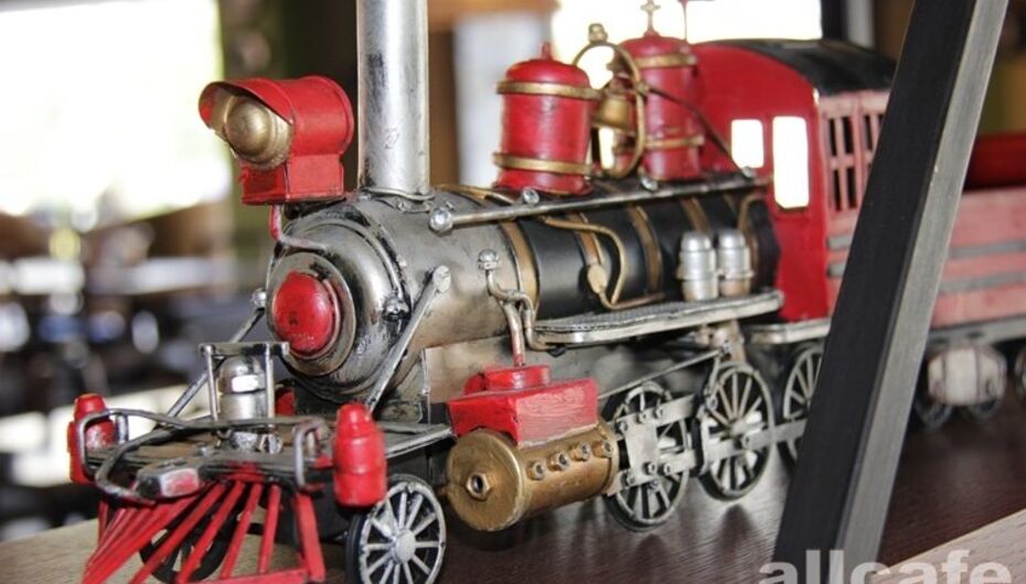 Кафе-бар 37 холостяков