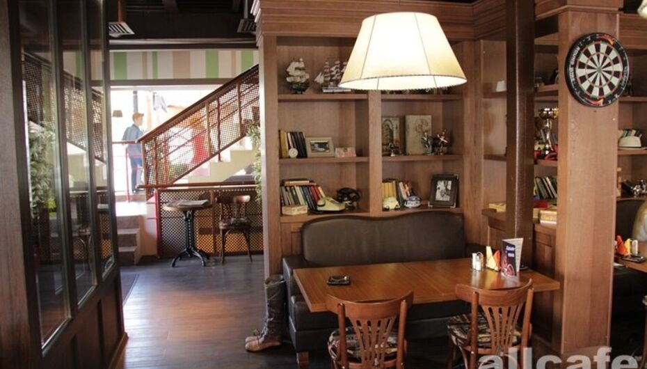 Кафе-бар 37 холостяков