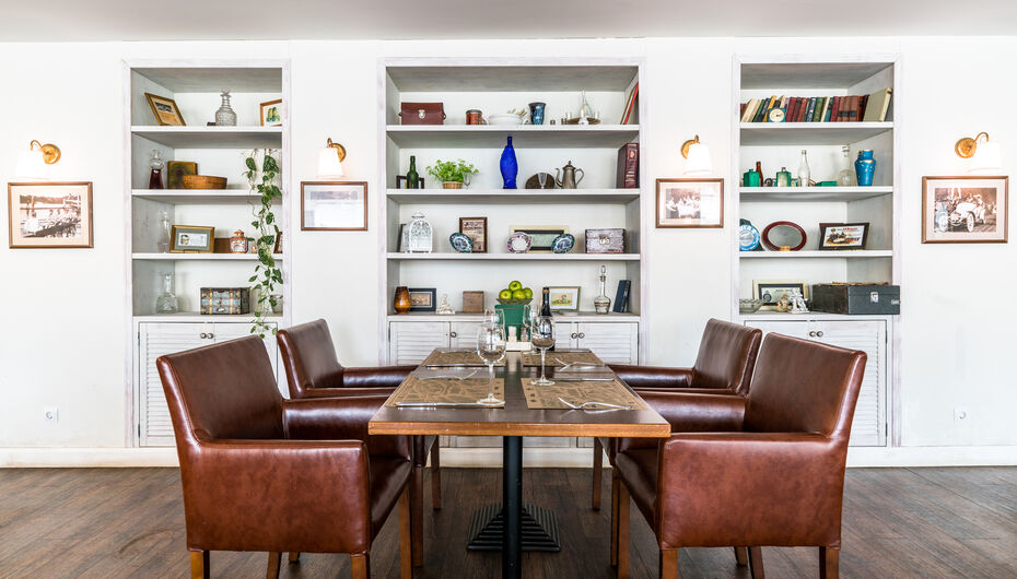 Ресторан Stroganoff Bar and Grill