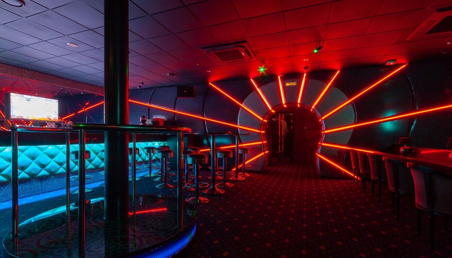 Бар 911 Men's Club