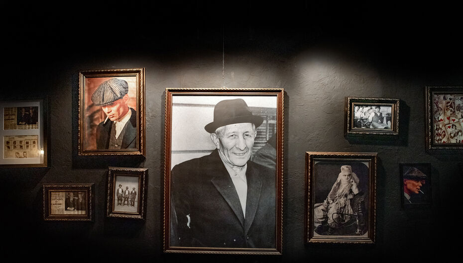 Бар Cartel Lounge