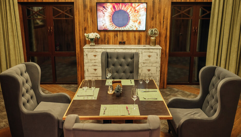 Ресторан За поводом