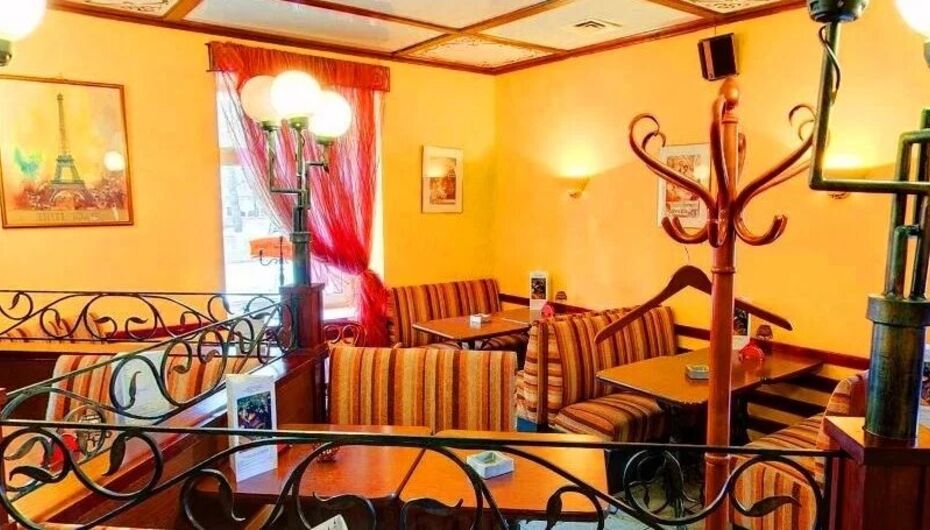 Кафе Creperie De Paris