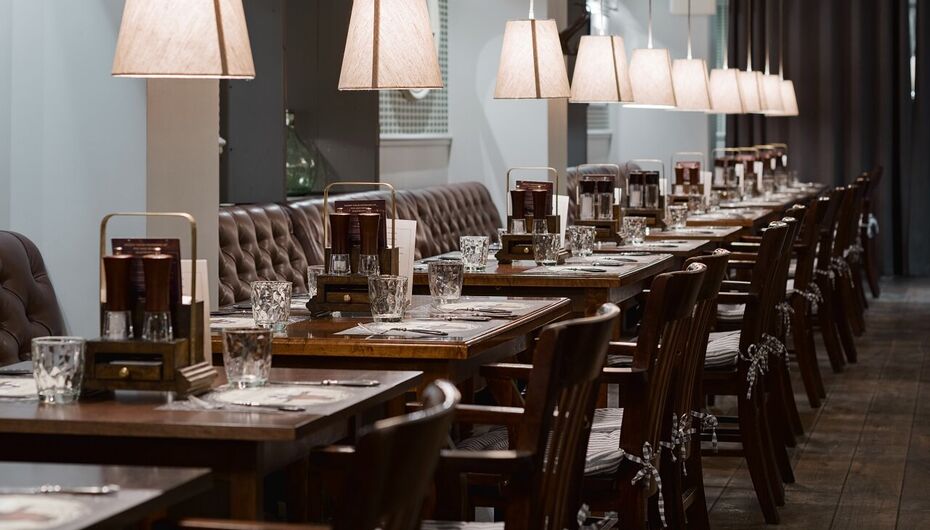 Бар Свинья и бисер