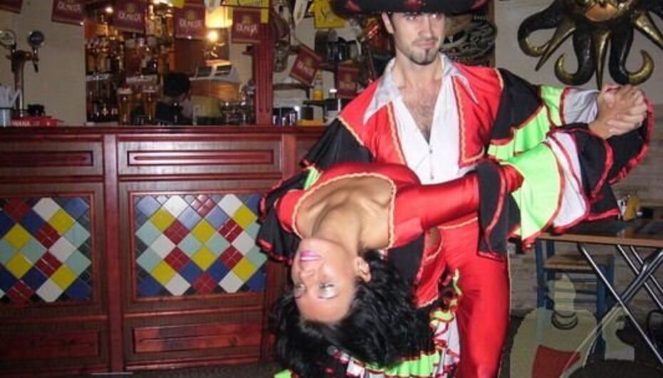 Кафе Tres Amigos / Трес Амигос