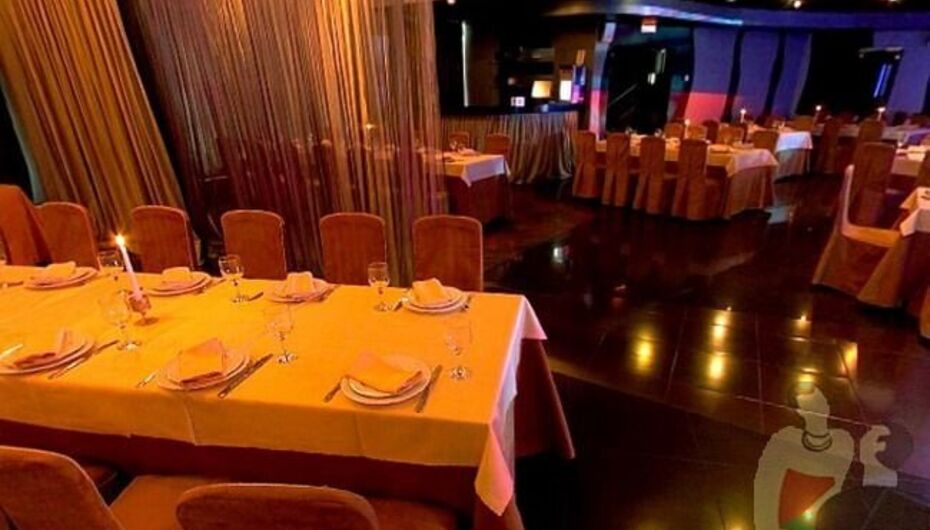 Банкетный зал Шоу-холл Атмосфера