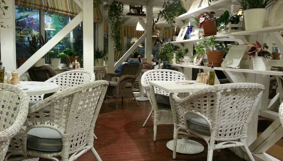 Donna Olivia Macaroni Grill