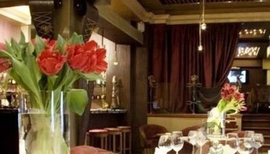 Кафе-ресторан Карвен / Carven Fashion-Cafe