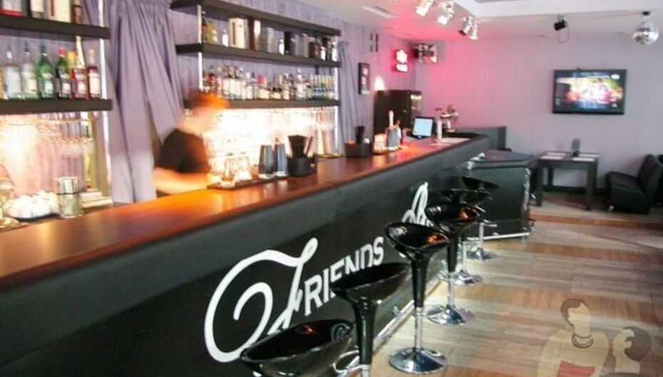 Бар Friends Bar / Фрэндс Бар