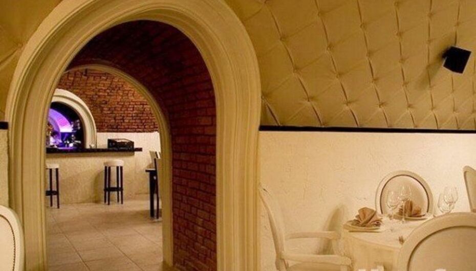 Клуб-ресторан Castle White / Белый замок