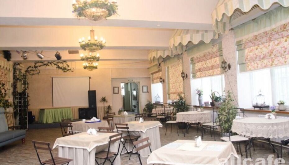 Кафе Уютный дворик