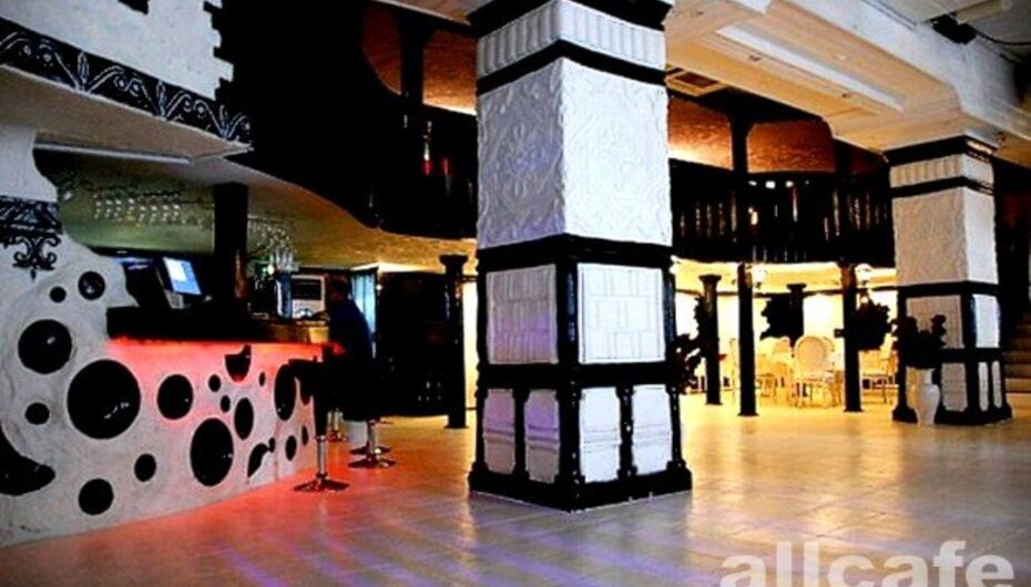 Клуб-ресторан Castle Rose / Кастл Роуз