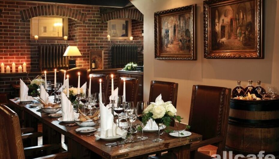 Отзывы о винном баре Винный погреб 1853