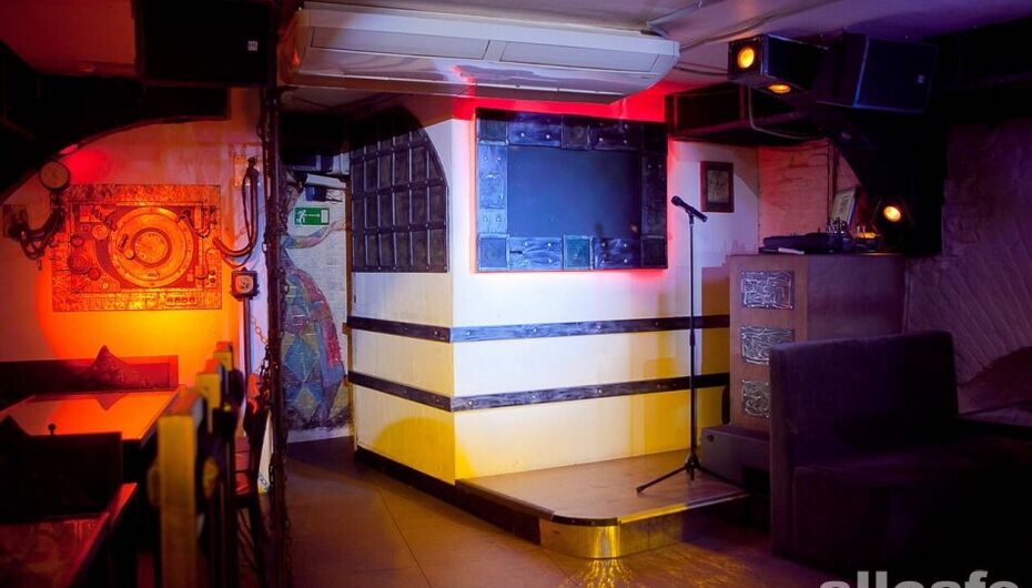 Ресторан Саквояж для беременной шпионки