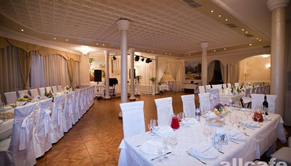 Ресторан Зеленое яблоко