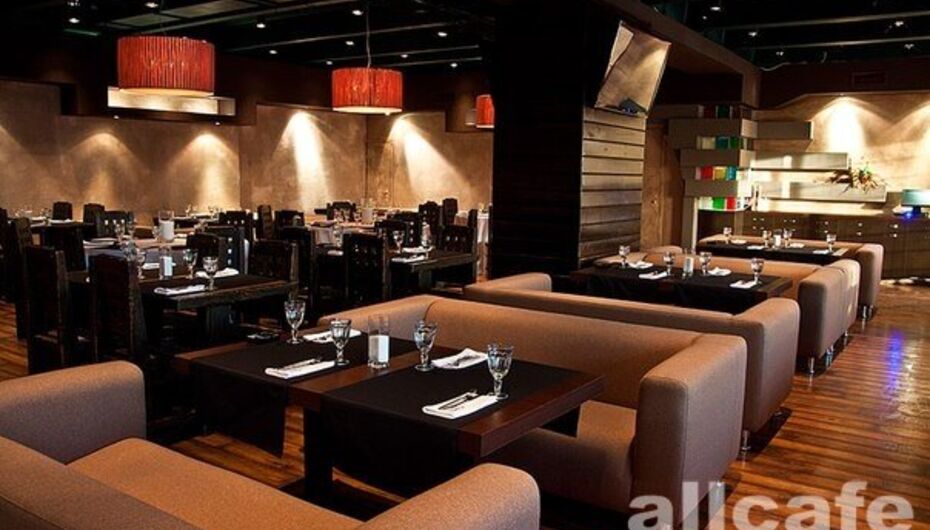 Клуб-ресторан Ацатун