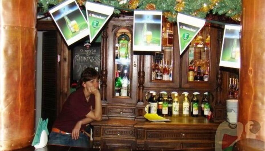 Пивной ресторан Woodberry паб / Вудберри