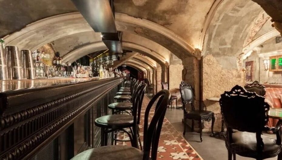 Бар Mendeleev Bar