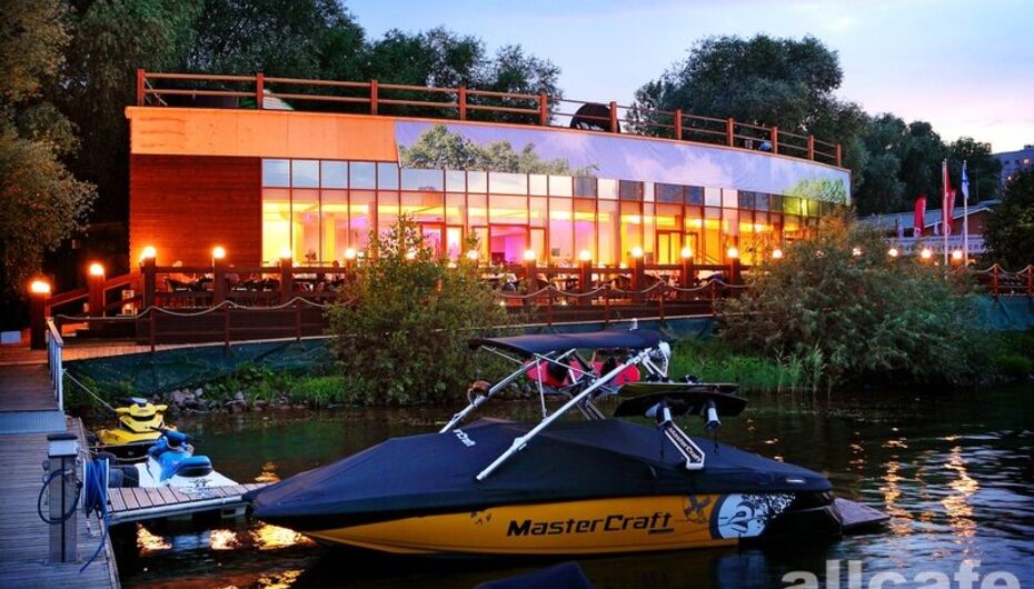 Ресторан River Lounge