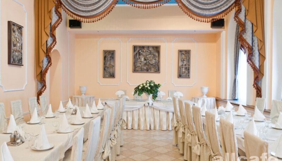 Банкетный зал Волхов