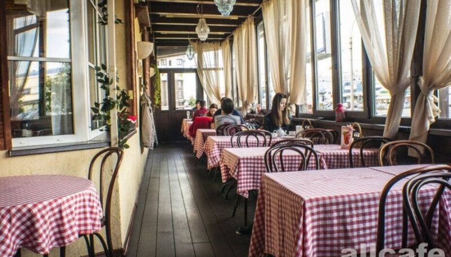 Ресторан Mama Roma / Мама Рома