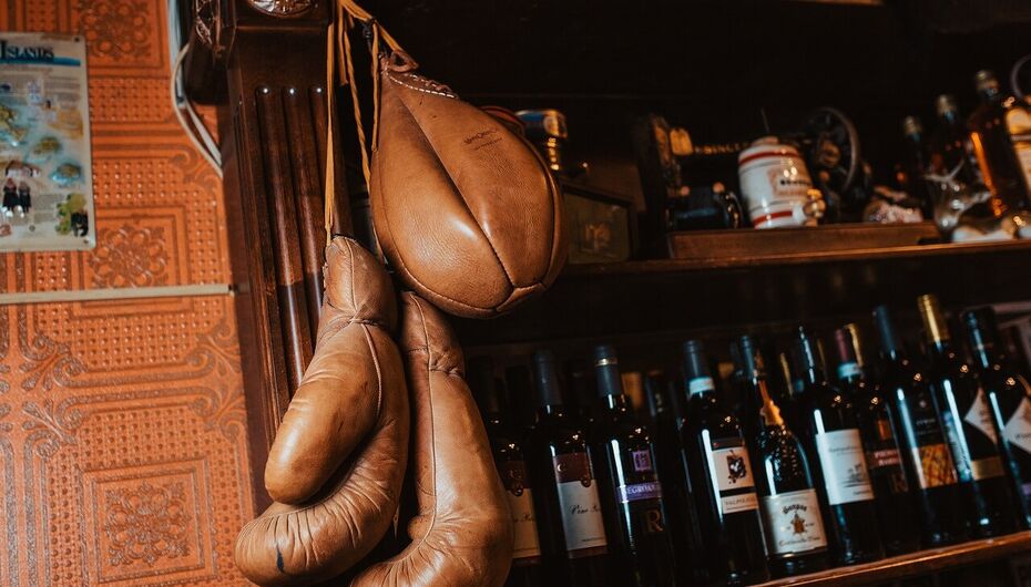 Бар Mollie's / Молли'с