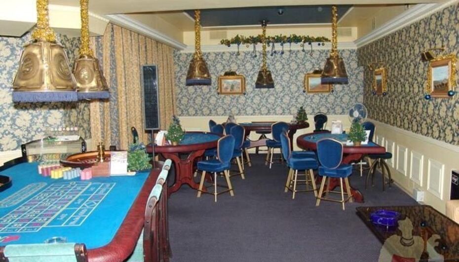 Бар Нева-да / Neva-ДА / Nevada / Невада (Conti Group / Группа Конти)