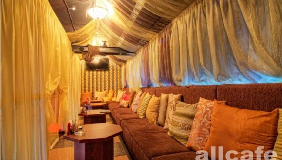 Бар Black and White