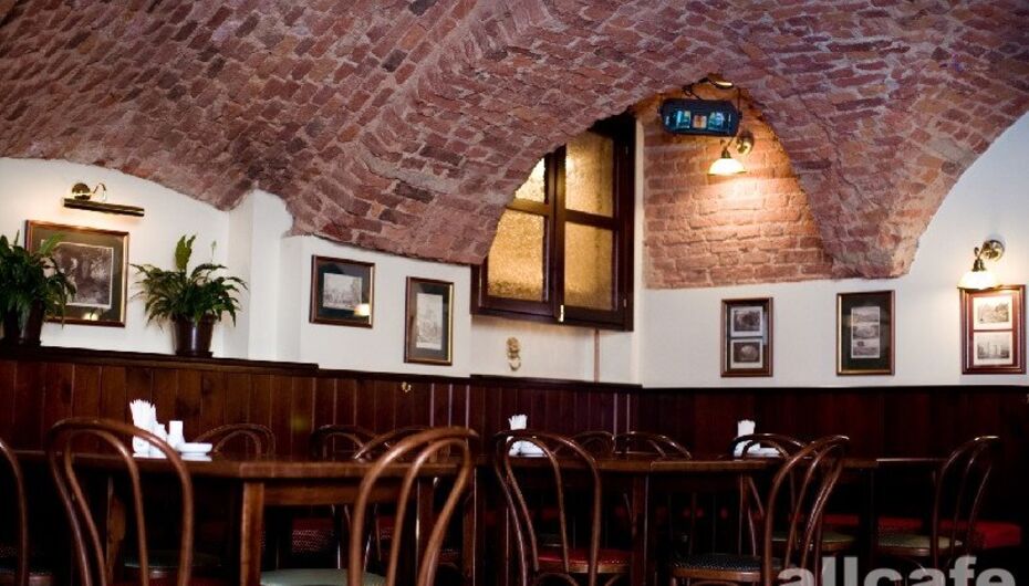 Отзывы о пивном ресторане The Golden Lion / Золотой Лев