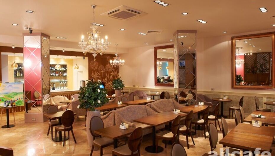 Кафе-ресторан Лето